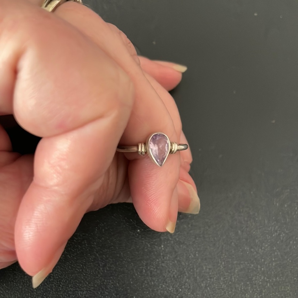 Sterling silver amethyst ring SZ 8 Stamped 925.  Absolutely gorgeous